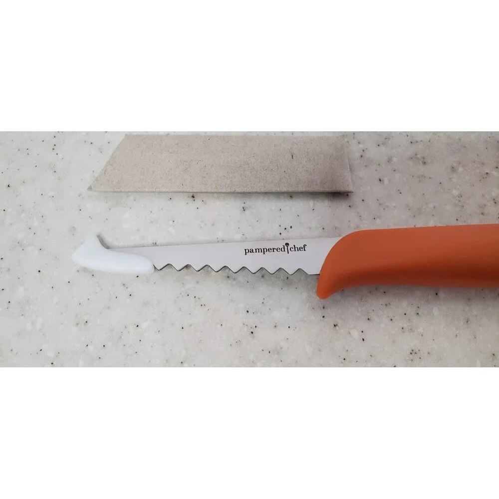 Pampered Chef My Safe Cutter Serrated Knife Pumpkin Carving Tool Halloween